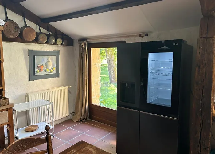 Dom wakacyjny Bergerie With Large Swimming Pool *